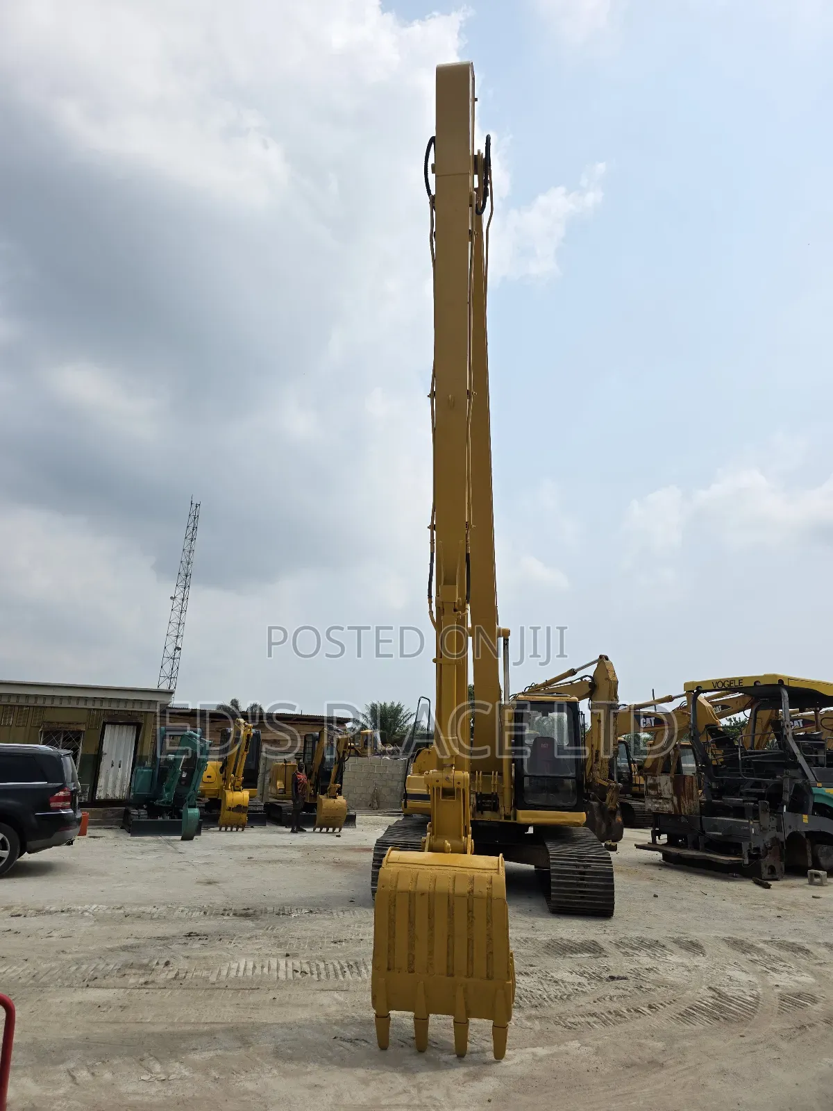 320bl Longboom Excavator.