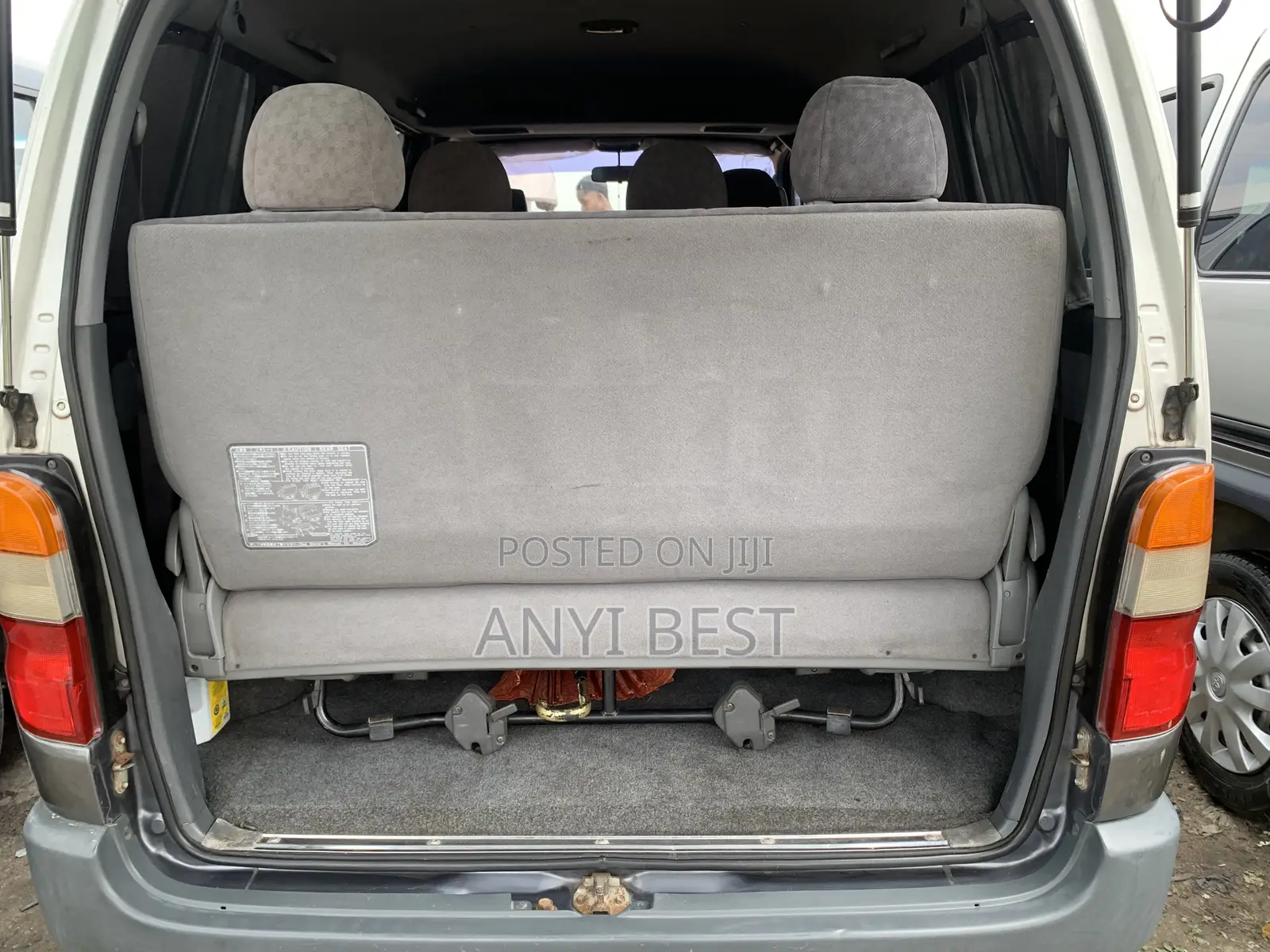 Toyota Grand HiAce 2005 Grey