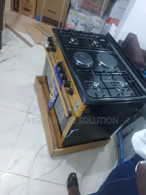The Versatile Maxi 4+2: Dual-Fuel Cooking Flexibility