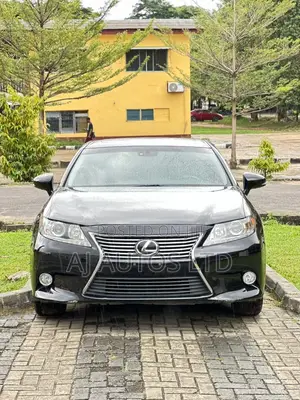 Lexus ES 2014 Black