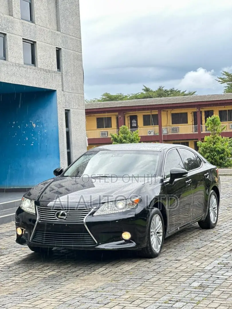 Lexus ES 2014 Black