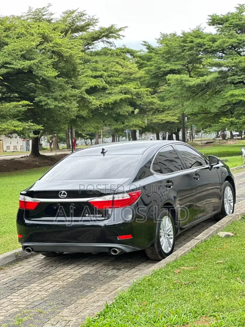 Lexus ES 2014 Black
