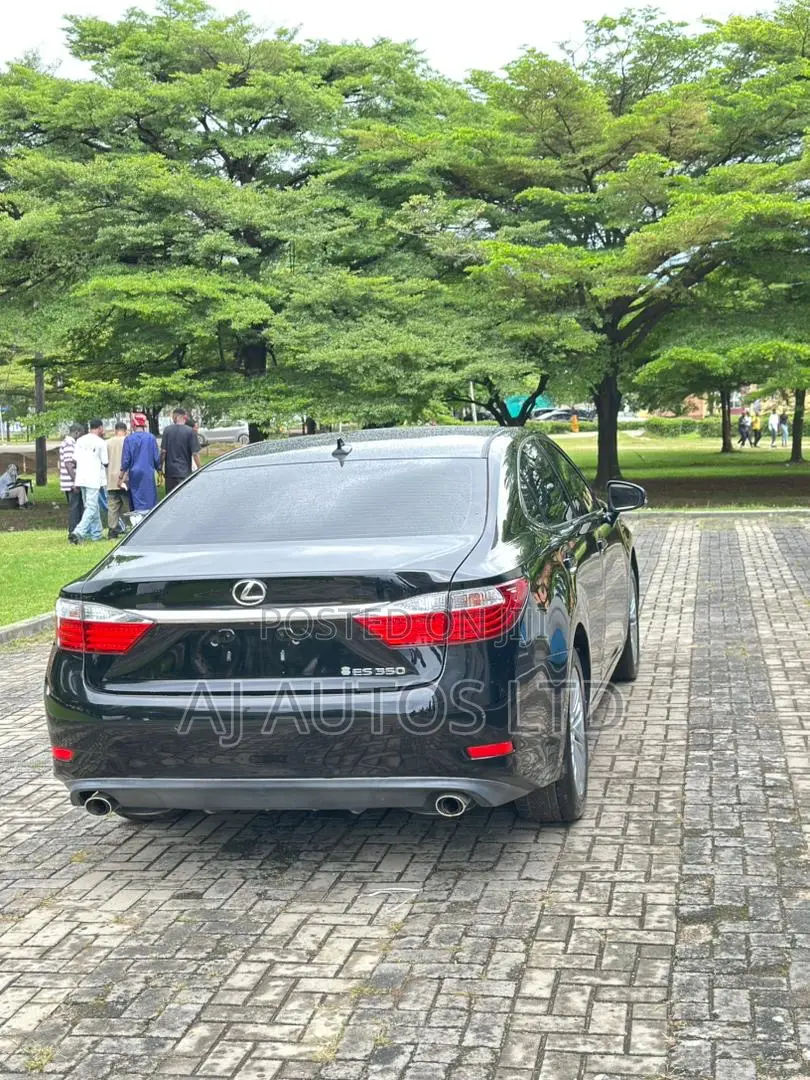 Lexus ES 2014 Black