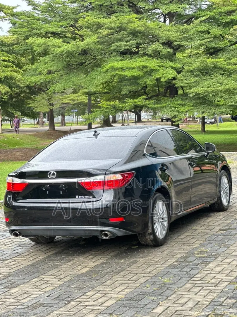Lexus ES 2014 Black