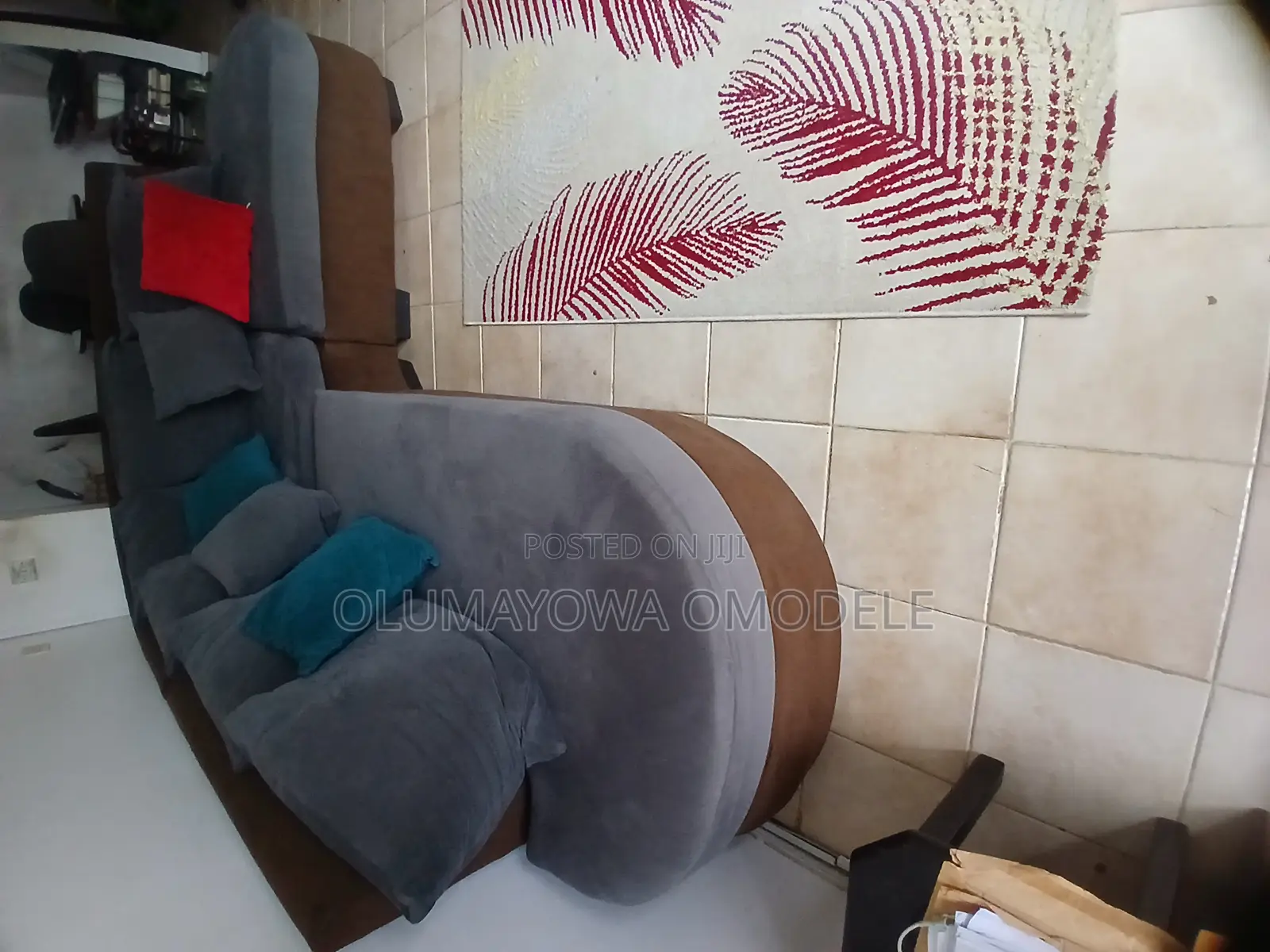 Curved Detachable 6 Seater Couch