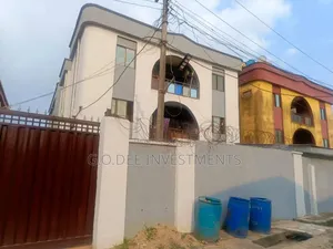 2bdrm Block of Flats in Off Ago-Palace for sale