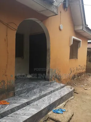 4bdrm Bungalow in Off Ago-Palace Way for sale