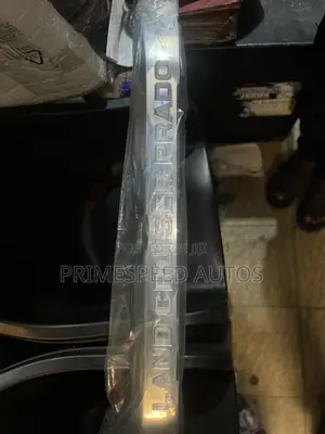 Boot Chrome Land Cruiser Prado 2018 Model