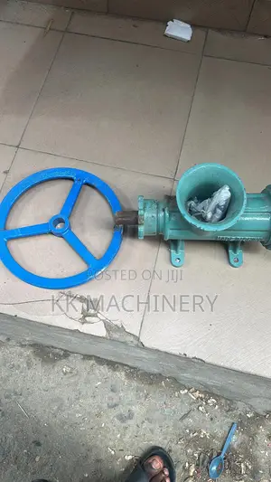 Maunally /Motorized Feeds Pelletizer Machine