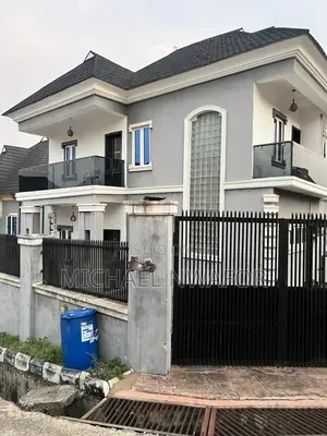 Furnished 4bdrm Duplex in Elepe Royal Estate, Ebute for sale