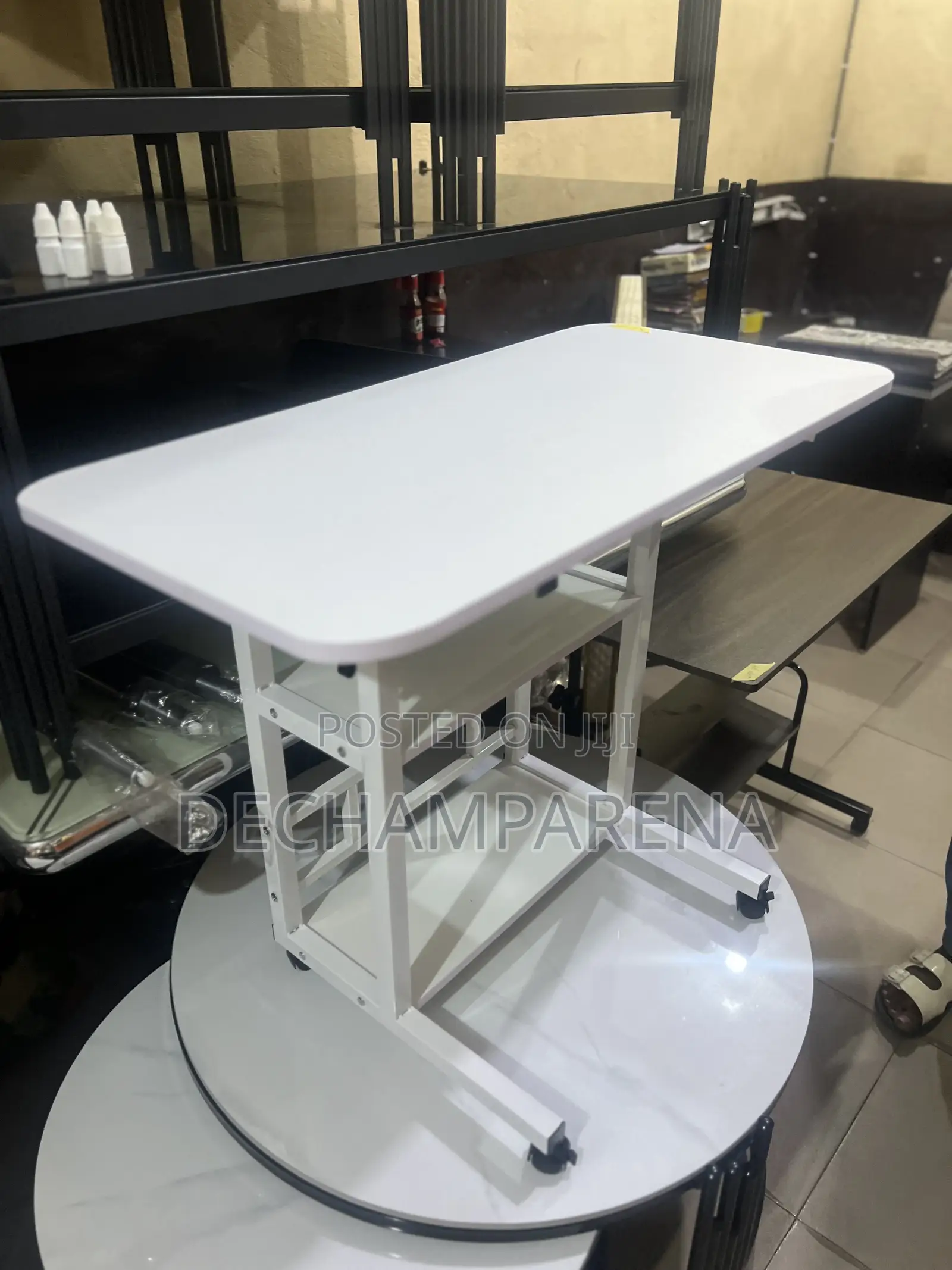 Reading/Working Table