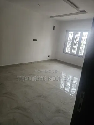 4bdrm Townhouse / Terrace in Wuye District for rent