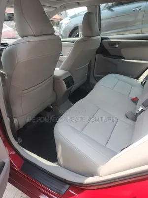 Toyota Camry XLE 4dr Sedan (2.5L 4cyl 6A) 2015 Red