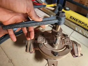 Bronze Hand Pump