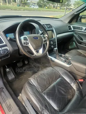 Ford Explorer XLT 4dr 4x4 (3.5L 6cyl 6A) 2012 Red