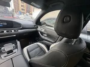 Mercedes-Benz GLE-Class 2021 White
