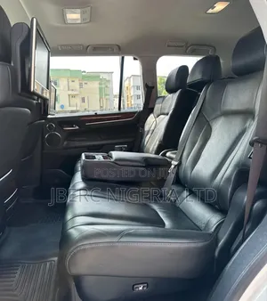 Lexus LX 2016 White
