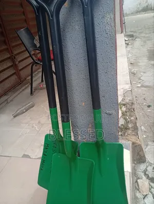 Plastic Shovel No Spark
