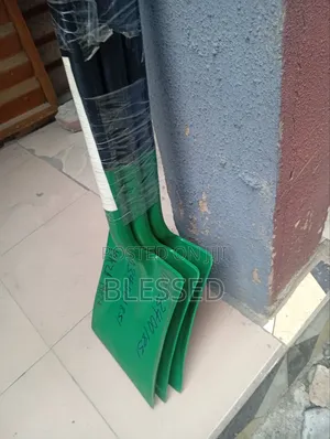 Plastic Shovel No Spark