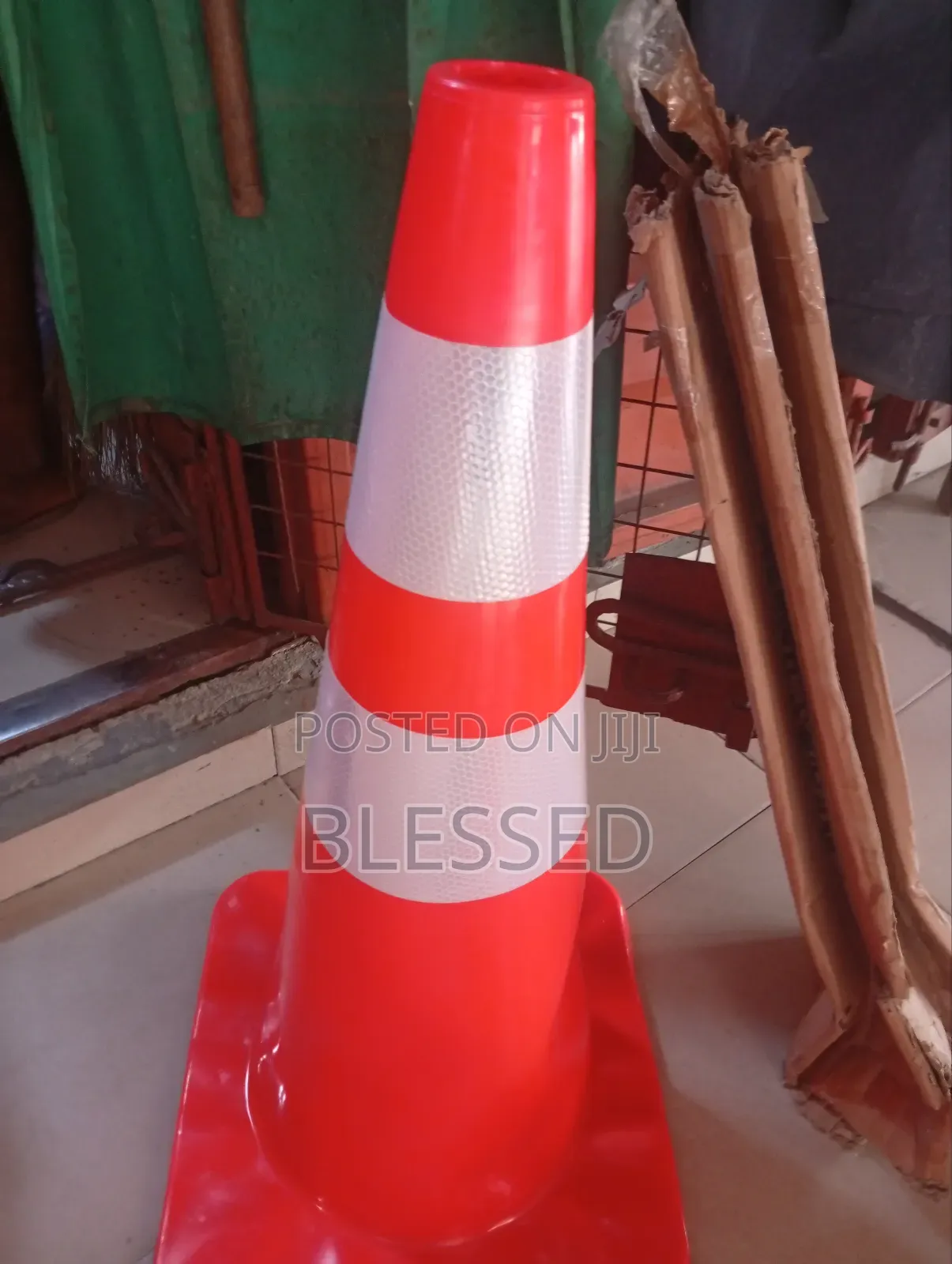 75cm Safety Cone