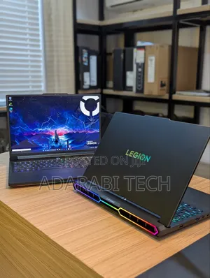 Laptop Lenovo Legion 7 64GB Intel Core Ultra 9 SSD 2T
