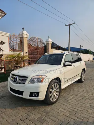 Mercedes-Benz GLK-Class 350 4MATIC 2010 White