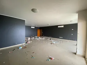 Furnished 3bdrm Block of Flats in Estate Banana Lsland for rent