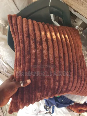 Best Quadruff Fabric For Pillow And Duve