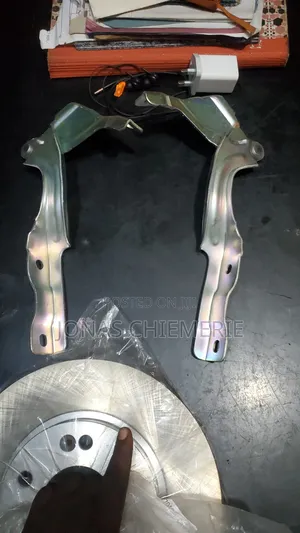 Bonnet Hanger