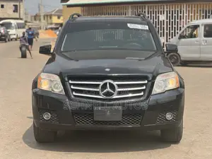 Mercedes-Benz GLK-Class 350 2012 Black