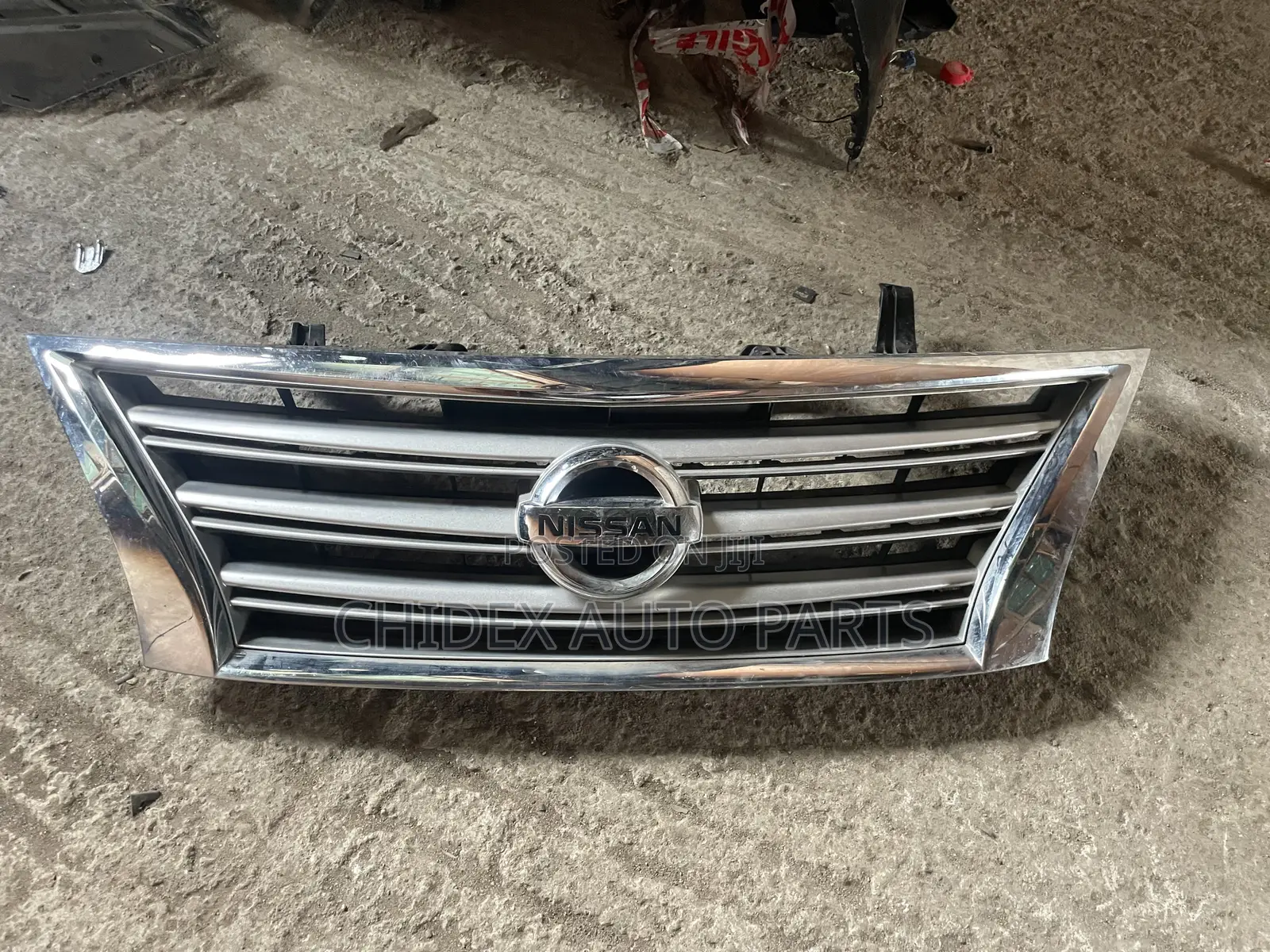Front Grill Nissan Sentra 2014