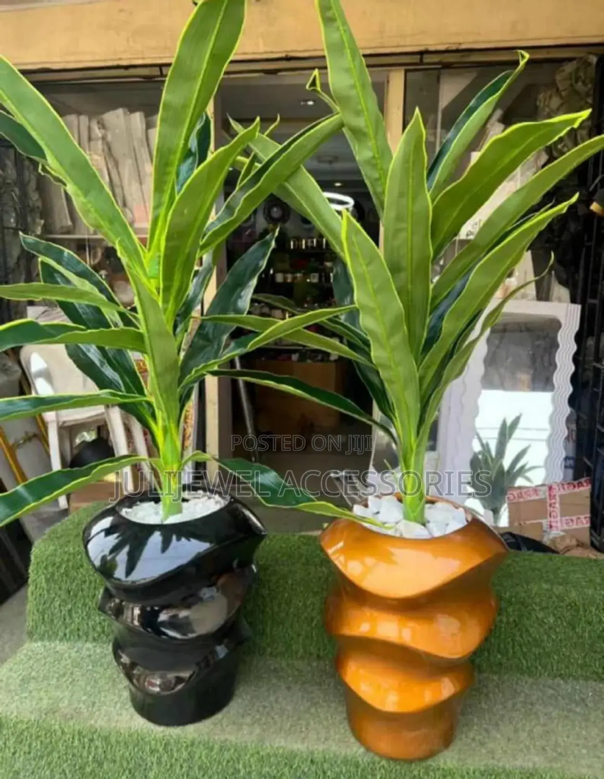 Classic Flower Pot With Artificial Flower