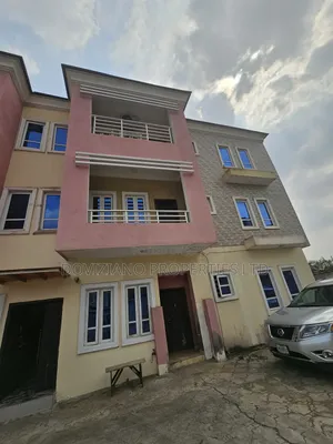 3bdrm Apartment in Ikeja GRA for rent