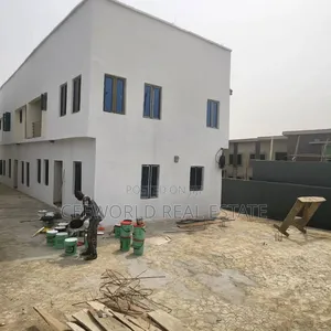 2bdrm Duplex in Kolapo Ishola Gra, Akobo for rent