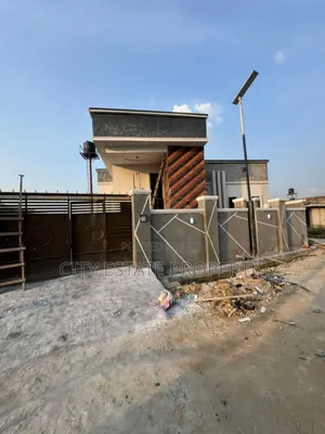 3bdrm Bungalow in Omachi Estate, Port-Harcourt for sale