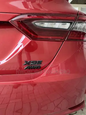 Toyota Camry XSE 2021 Red