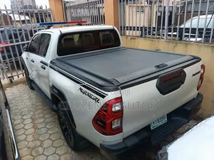 Toyota Hilux Revo Double Cab Petrol 2.7 AWD 2021 White