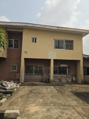 5bdrm Duplex in Boet Estate Adeniyi for rent