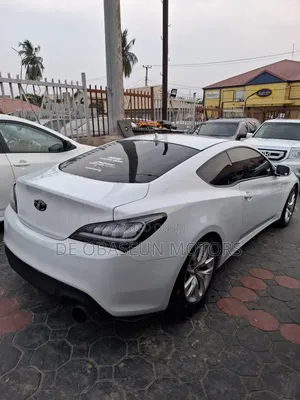 Hyundai Genesis Coupe 2.0T PREMIUM 2013 White