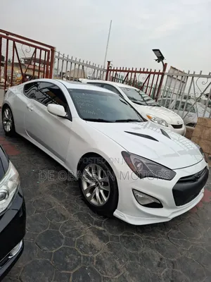 Hyundai Genesis Coupe 2.0T PREMIUM 2013 White