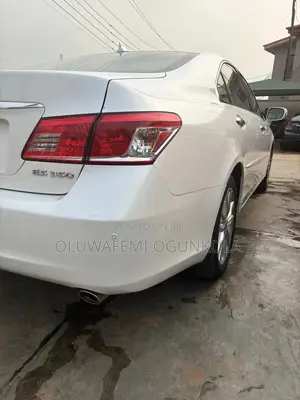 Lexus ES 2010 White
