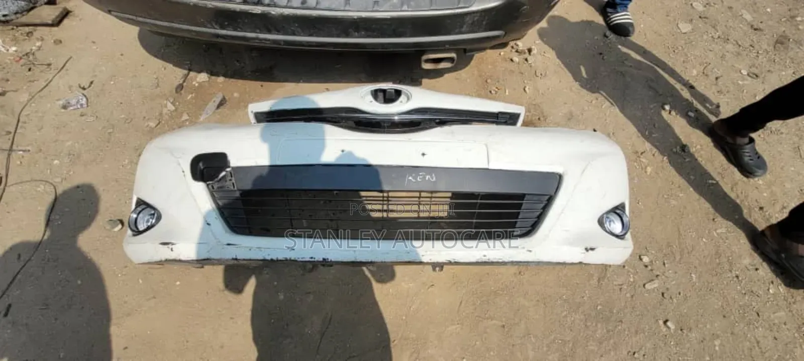 Front Bumper Yaris 2013