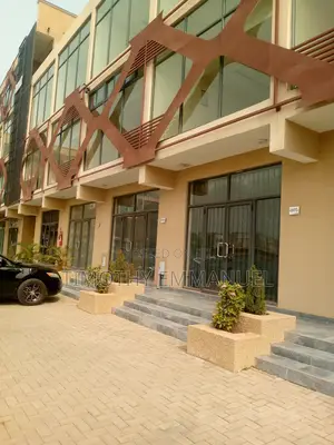 60 Square Meters Shop/Office Space for Rent