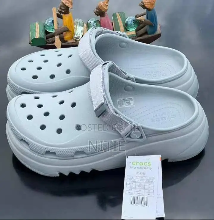 Crocs Hikers Xscape Clogs