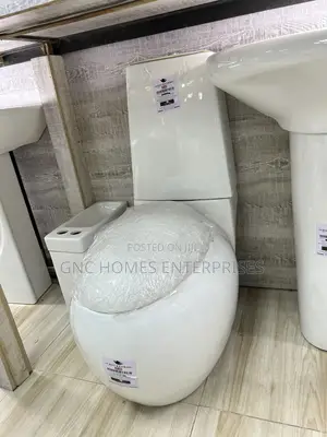 Big Water Closet (Egg)
