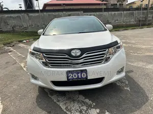 Toyota Venza V6 AWD 2010 White