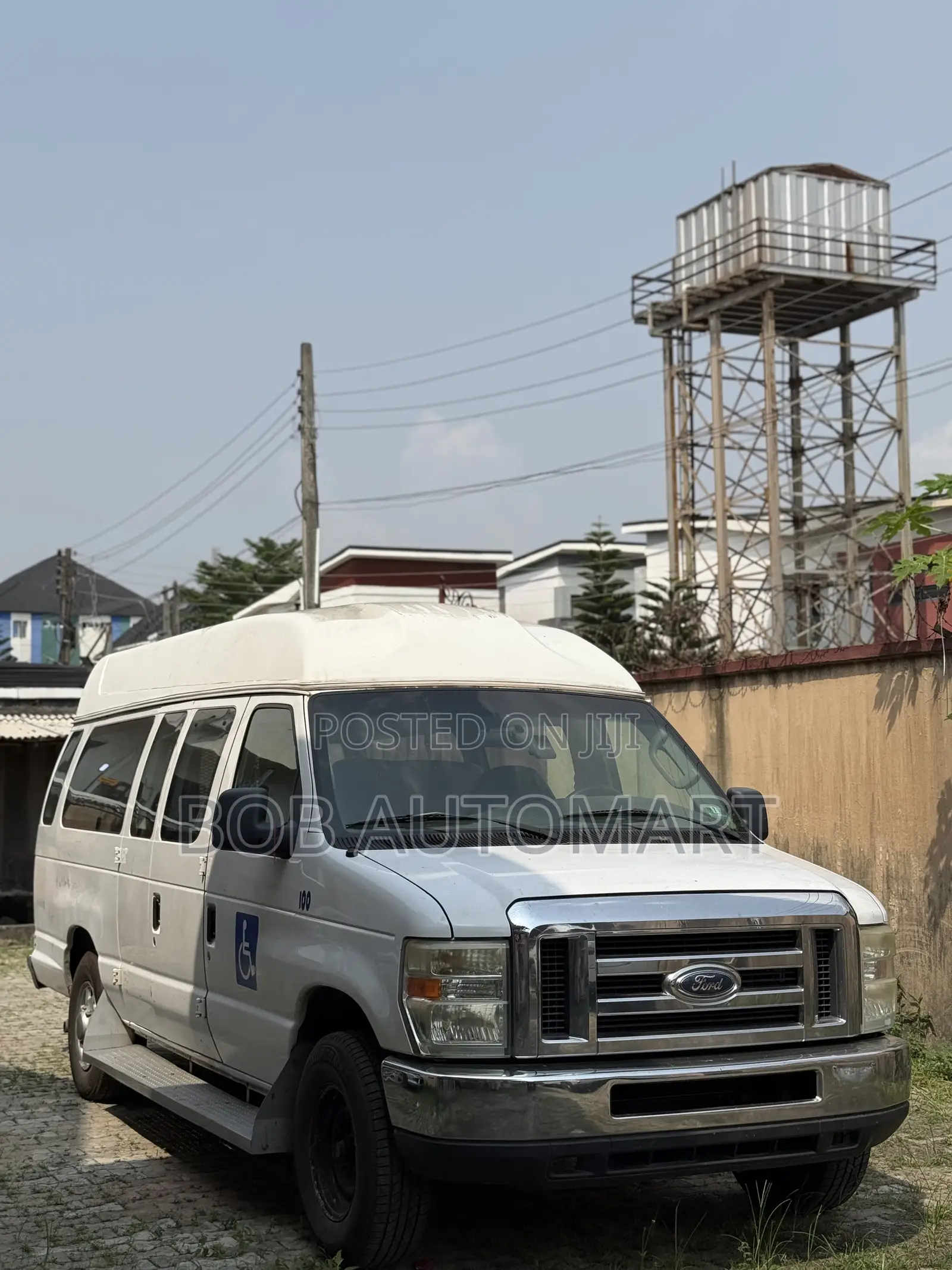 Ford E250 2008 White