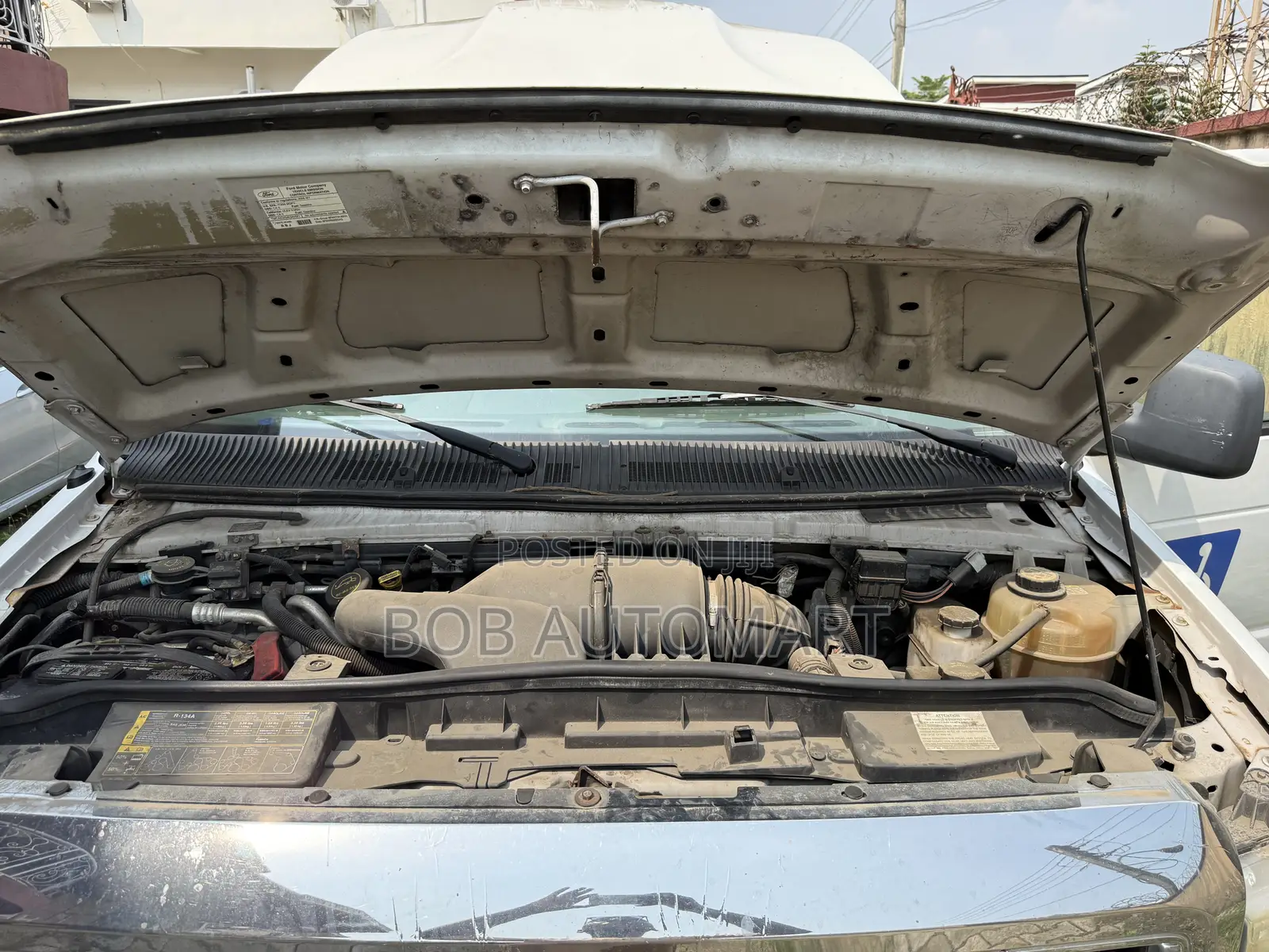 Ford E250 2008 White