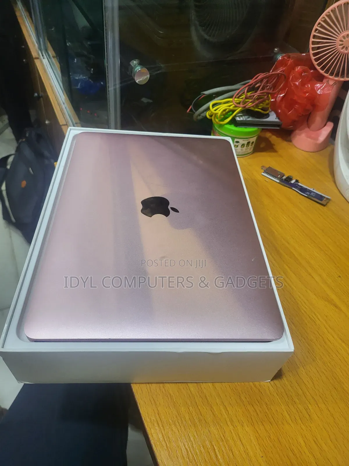 Laptop Apple MacBook 2016 8GB Intel Core M3 SSD 256GB