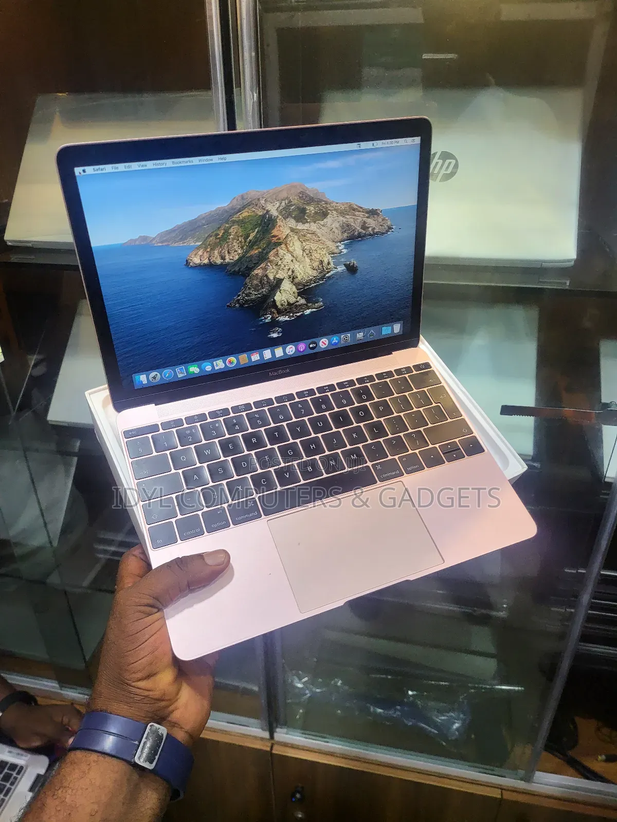 Laptop Apple MacBook 2016 8GB Intel Core M3 SSD 256GB